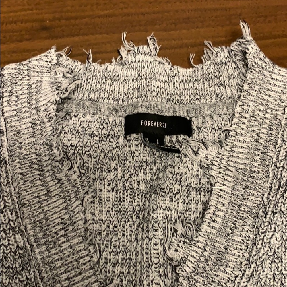 Sweater - Picture 3 of 3